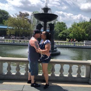 Meet your Posher, Joni